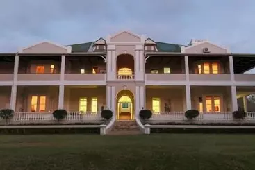 ペンション Kearsney Manor