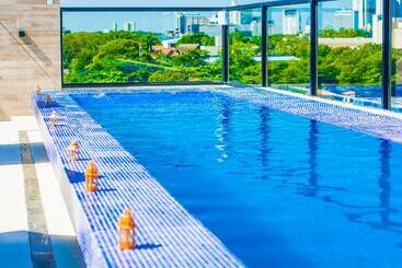 Five Hotel & Residences