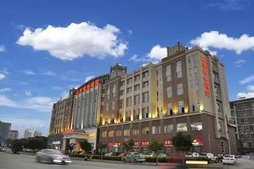 Hotel River Scene Palace