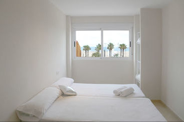 Malvarosa Beach Apartments By Hoom