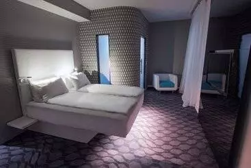 Magic Hotel Xhibition