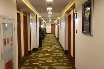 酒店 Vatica Zaozhuang Tengzhou Railway Station