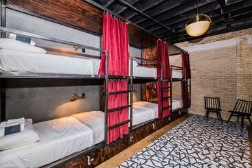 Native Hostel Austin