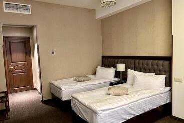 هتل Yerevan Resident