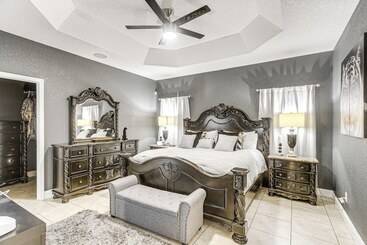 קוטג'' Luxe Brunswick Home ~ 14 Mi To Jekyll Island!