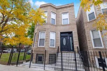 پانسیون Chicago Avenue Inn