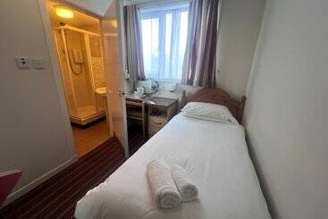 Nocleg ze śniadaniem Brig Inn