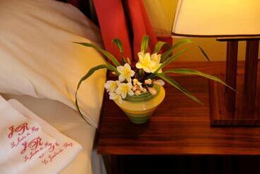 هتل Le Jardin Du Roy