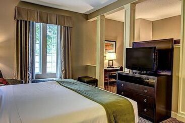 Lomakeskus The Inn At River Landing