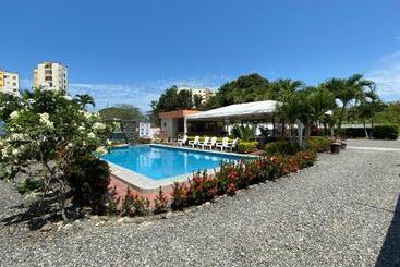 Hotel Kemarios