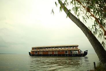 Hotel Southern Panorama Houseboats