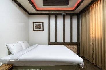 Motel Boryeong Raemian