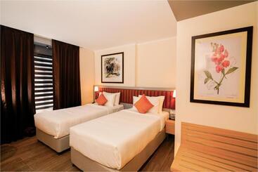 هتل The Grand Sona