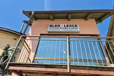 ユースホステル Bled Lesce Station Rooms And Beds