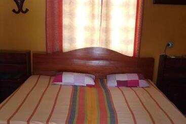 ペンション Shanthivilla