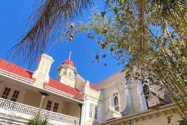 Pensió St Luke S Retreat Centre And Guest House