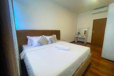 Aparthotel Sea And Mountain Collections