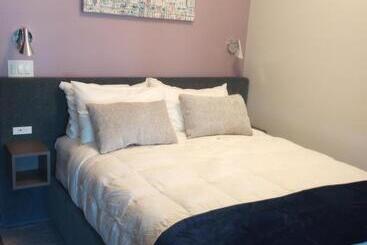 בית מלון כפרי My Tri Suites