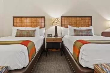 Lomakeskus 1124a 2 Bdrm The Pines Ski In Ski Out Lodge At Spruce Peak