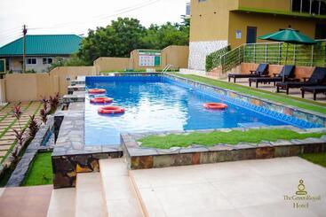 Hotel The Green Royal