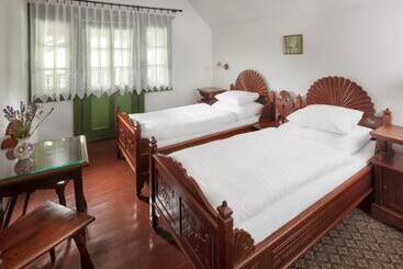 ペンション Chaloupka