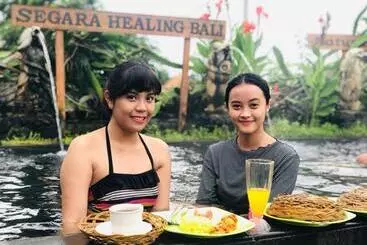 ペンション Glamping With Hot Spring