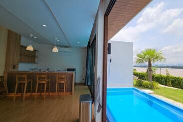 Sunrise Resort & Cafe ซันไรส์ รีสอร์ท & คาเฟ่