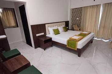 Aparthotel Papa House