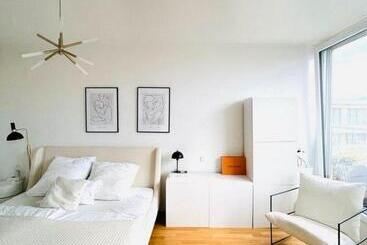 تختخواب و صبحانه Ruchan Stay