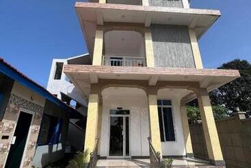 Hotel Hellen Tour Company And Accomodation