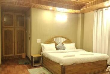 Hotel The Seven Gemstones Sangla