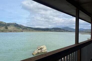 Motel 2nd Floor Studio