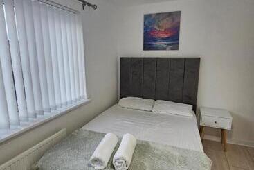 Pensione 66 Central Road