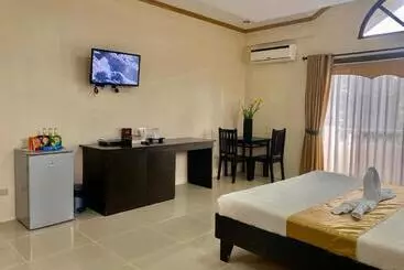 The Q Hotel And Events Place