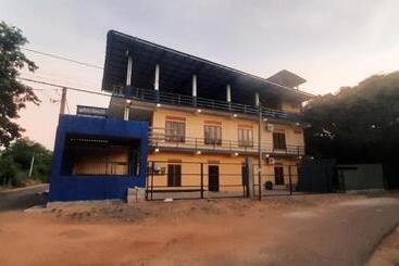 Pensió Lucky Holiday Resort