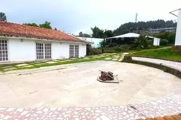 Resort Otel Istays The Colonial Villa, Yercaud