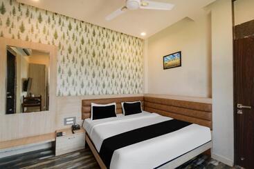 בית מלון כפרי Townhouse Maanvadgarh