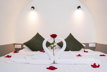 Hotel Tunnel Urban Retreat