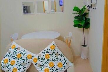 Apart Otel 1019 Christine And Carina Residence At Marina Spatial Dumaguete Condominium