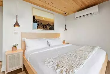 هتل Designer Gem Near Downtown Palm Springs