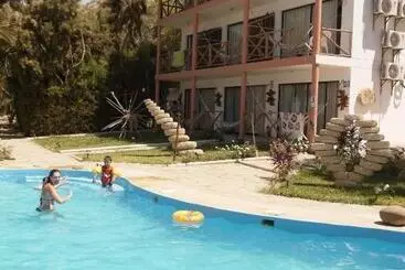 Hotel Ohtelier Home, Máncora