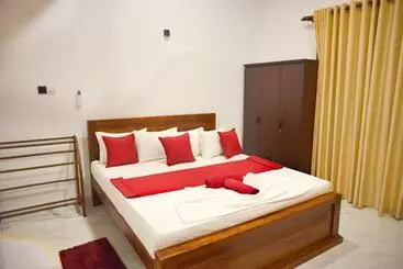 Hotelli Tranquil Escape Hikkaduwa