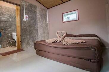 بنسيون Palacoffeehouse ปางอุ๋ง