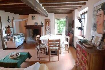 مبيت وإفطار Oobeh Country House