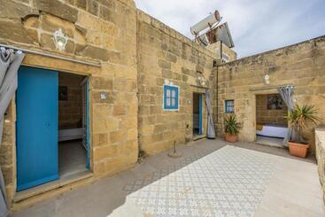 پانسیون Azure Tranquility 3 At Tan Neputi By Solea