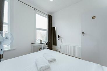 פנסיון Manor House Great Rooms To Stay