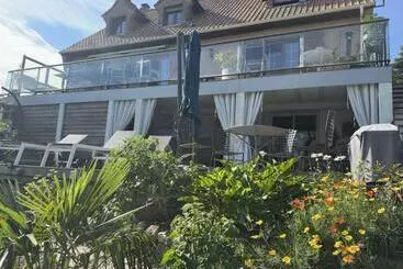 ベッドアンドブレックファースト Nuitée D Opale