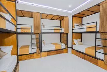 Kamkan Hostel