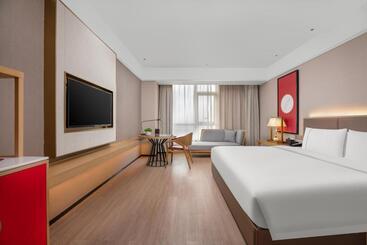 Отель Xi An Qingneng Yicheng Echarm