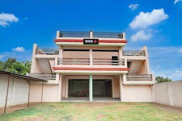 Hotel Spot On Om Sai Garden